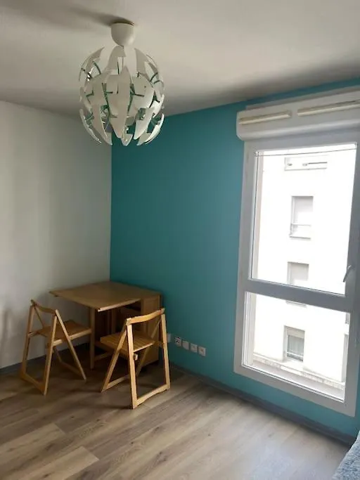 Apartmán Studio Et Box 2 Arrets Tram Partdieu, 4 Du Groupama Stadium Avec Le Tramway T3 Villeurbanne